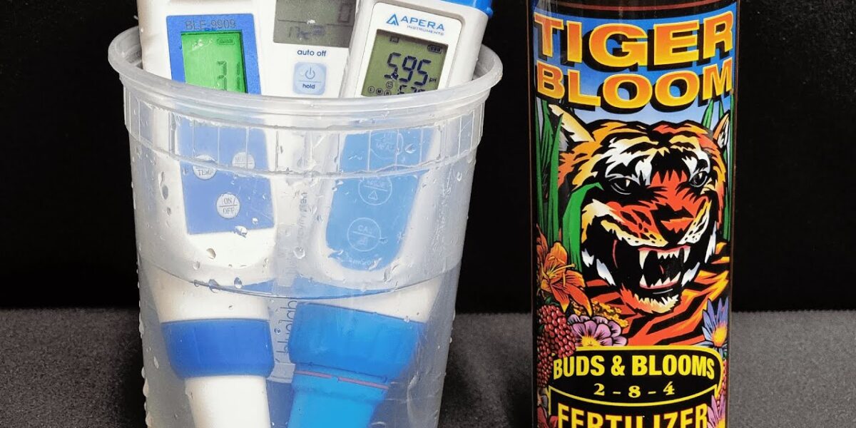 FoxFarm Tiger Bloom 2-8-4 bottle in the HWGrow pH and EC test